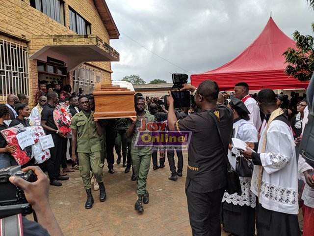 Video/Photos: ‘You’ve kept too long, when are you coming back? ’ – Nana Turkson’s kids ask