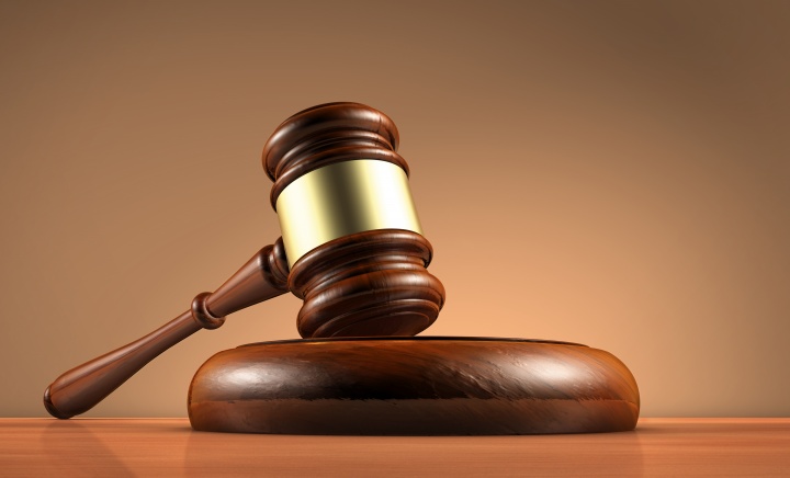 Court garvel