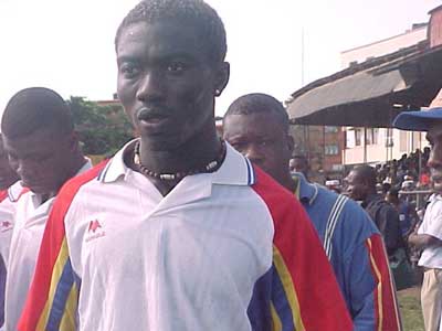 Hairstyles of footballers don’t play football – Don Bortey
