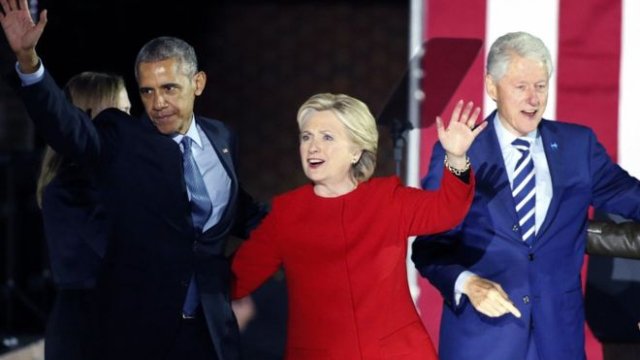 Secret Service intercepts 2 "suspicious packages" addressed to Obama, Clinton