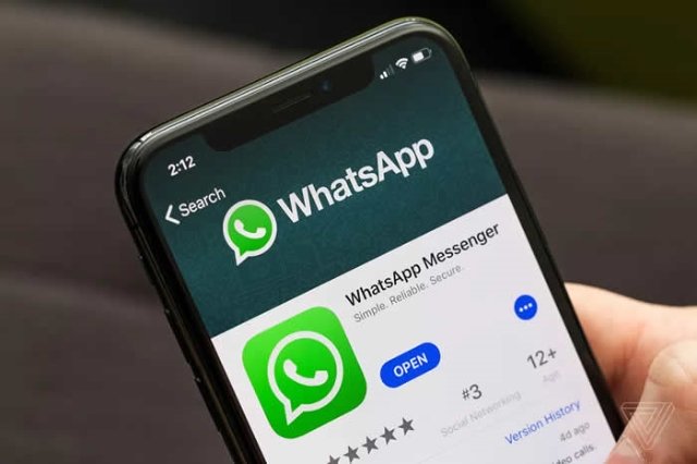 WhatsApp is going to delete all your messages