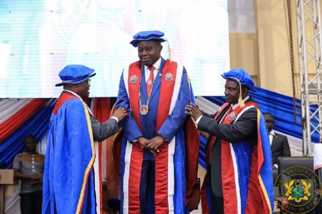 uew-vice-chancellor-must-resign-utag.jpg