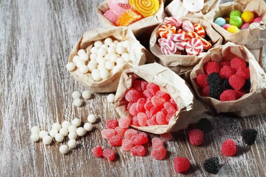 the-type-of-food-cravings-you-have-and-what-it-says-about-your-health.jpg