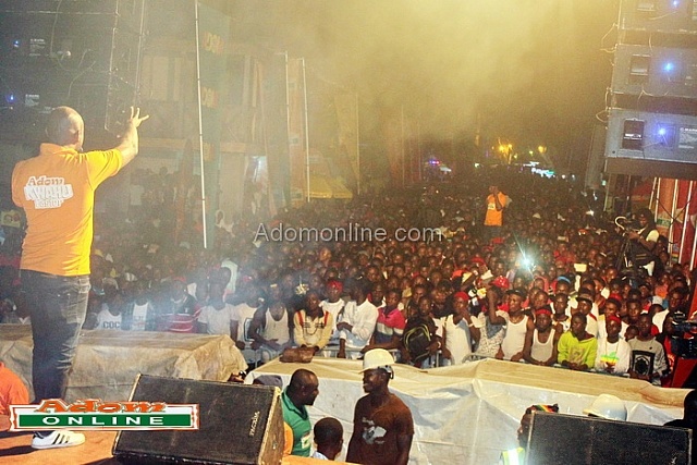 1555517529_ADOM-KWAHU-MEGA-STREET-BASH-2017-7.jpg