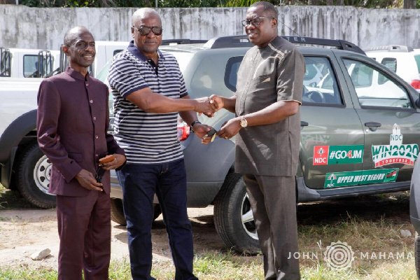 Mahama-car.jpg