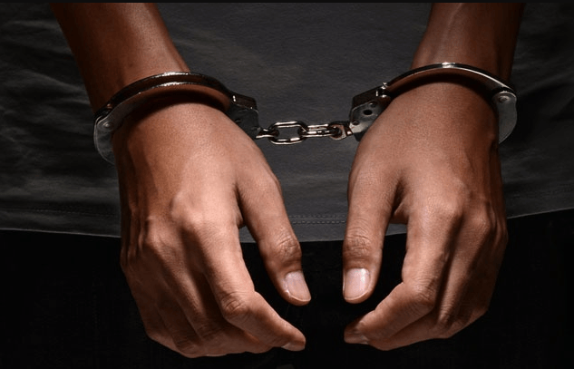 arrest logo