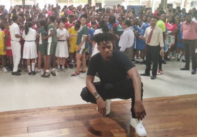 Kwesi Arthur at the Roman Ridge School in Accra
