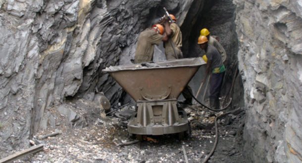 Small-scale-mining-610x330.jpg