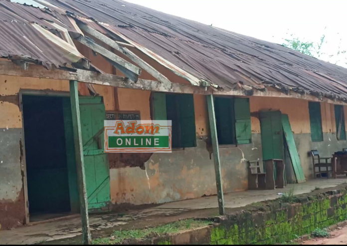 school building collapse school building collapse