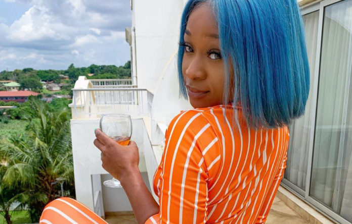 Efia Odo