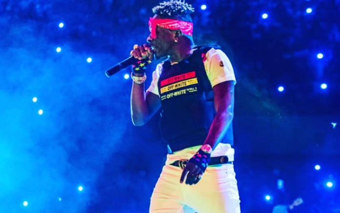 Shatta Wale thrills fan in Tamale