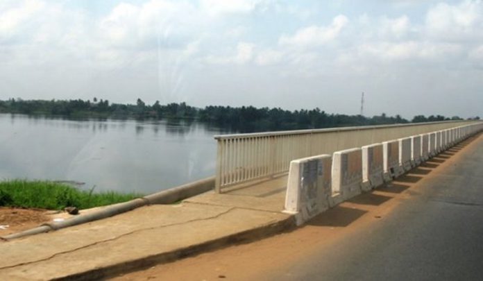 File photo: Residents say they could feel the 650-metre bridge shake even when motorbikes pass on it. File photo: Residents say they could feel the 650-metre bridge shake even when motorbikes pass on it.