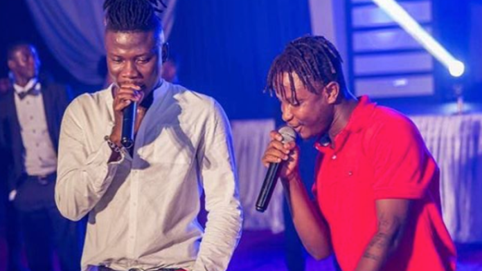 Kelvyn Boy is no more with Burniton Stonebwoy (L) and KelvynBoy