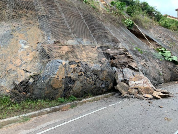 Aburi landslide The Ghana Highway Authority (GHA) has blamed shoddy work done by the contractor for the incessant mudslide on the Peduase-Aburi road.