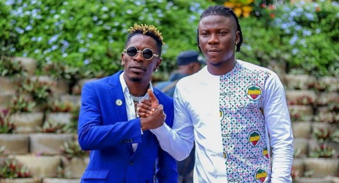 Shatta Wale (L) and Stonebwoy Shatta Wale (L) and Stonebwoy smoke the peace pipe