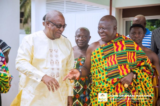 Mahama and Otumfuo Asantehene’s visit to the office of John Dramani Mahama on Friday was ahead of a lecture the king was scheduled to deliver at the University of Professional Studies Accra.