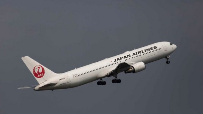 plane plane
