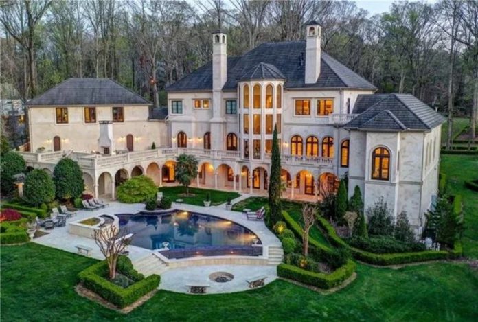 Cardi B and Offset took fans on a tour of their new mansionCredit: Instagram Cardi B and Offset took fans on a tour of their new mansionCredit: Instagram