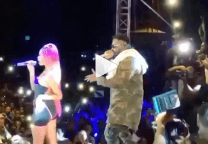 Sister Derby (L) performs with Medikal at Welcome to Sowutuom concert Sister Derby (L) performs with Medikal at Welcome to Sowutuom concert