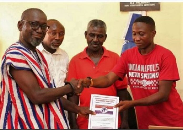 Nana Fredua Agyeman Ofori-Atta being handed over the nomination forms Nana Fredua Agyeman Ofori-Atta being handed over the nomination forms