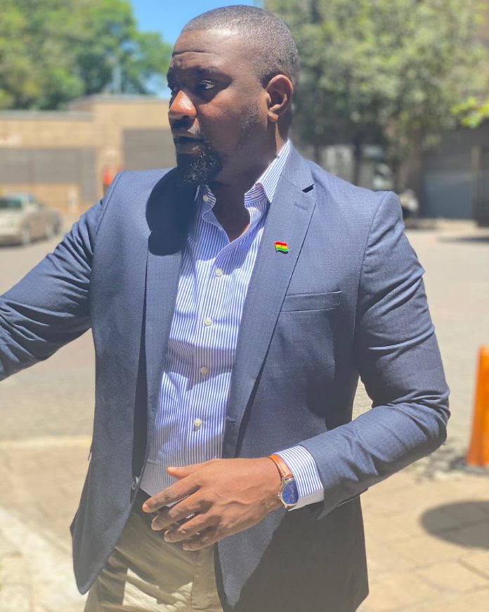 John Dumelo John Dumelo