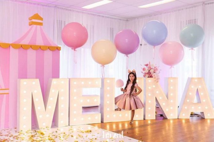 EPm_5Z_XUAMWZyc (Copy)