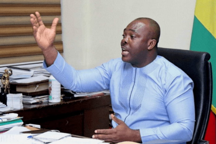 Hon-Isaac-Asiamah
