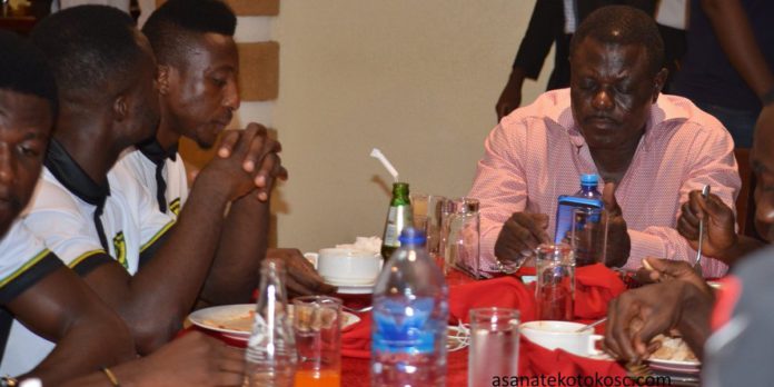 Dr Kyei and Kotoko players Dr Kyei and Kotoko players