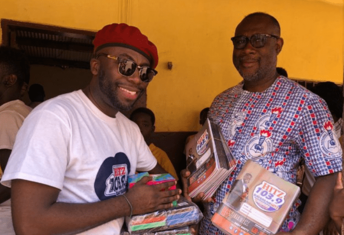 Hitz FM’s Daybreak Hitz donates learning materials to Dome D/A Exp. Primary School Hitz FM’s Daybreak Hitz donates learning materials to Dome D/A Exp. Primary School