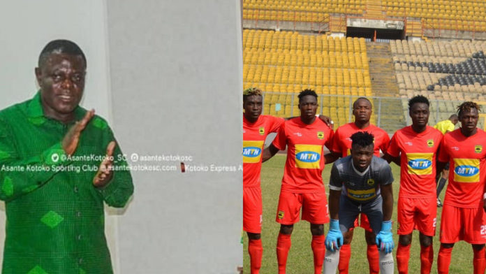 Dr Kyei with Kotoko players Dr Kyei with Kotoko players