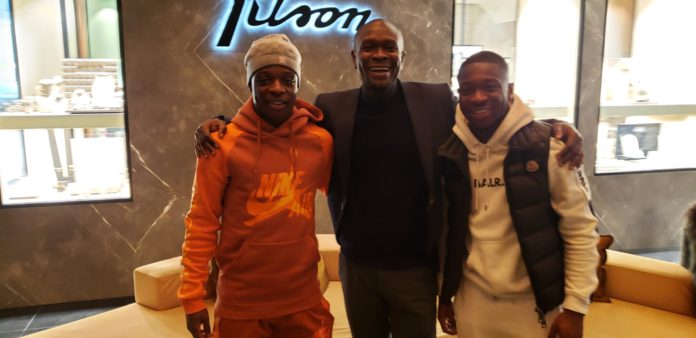 CK Akonnor with players CK Akonnor with players