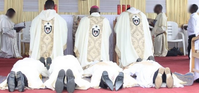 catholic priests_2