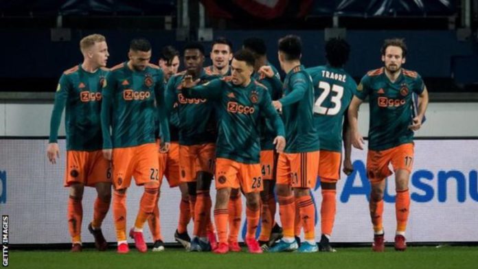 Ajax were ahead of AZ Alkmaar on goal difference at the top of the Eredivisie Ajax were ahead of AZ Alkmaar on goal difference at the top of the Eredivisie