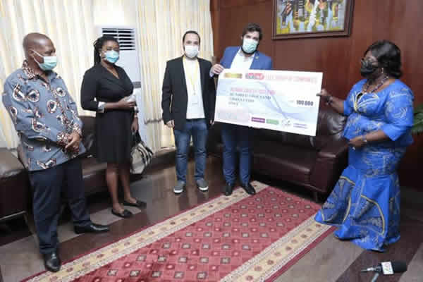 Lele Group donates