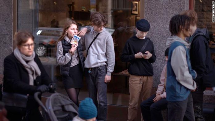 sweden People hang out in the street in Stockholm, Sweden, Wednesday, April 8, 2020. Swedish authorities have advised the public to practice social distancing because of the coronavirus pandemic, but still allow a large amount of personal freedom, unlike most other European countries. The new coronavirus causes mild or moderate symptoms for most people, but for some, especially older adults and people with existing health problems, it can cause more severe illness or death.(AP Photo/Andres Kudacki)