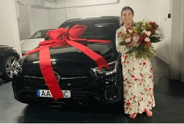 Dolores posed with her new car for an Instagram pictureCredit: Instagram @doloresaveiroofficial Dolores posed with her new car for an Instagram pictureCredit: Instagram @doloresaveiroofficial
