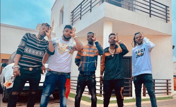 Shatta Wale and his Shatta Movement militants pose in front of his mansion at East Legon Shatta Wale and his Shatta Movement militants pose in front of his mansion at East Legon