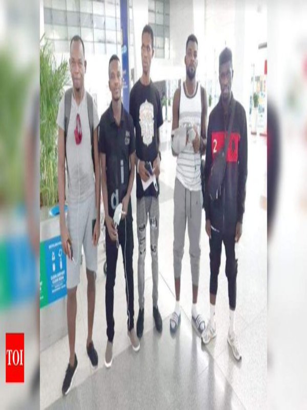 Ghanaian players departing from India Ghanaian players departing from India