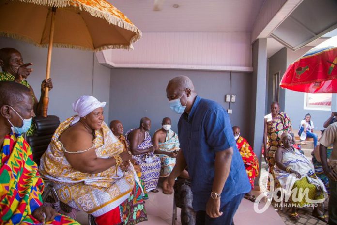 Paramount Queenmother of the Berekum Traditional Area, Nana Akosua Ameyaahene and Mahama Paramount Queenmother of the Berekum Traditional Area, Nana Akosua Ameyaahene and Mahama