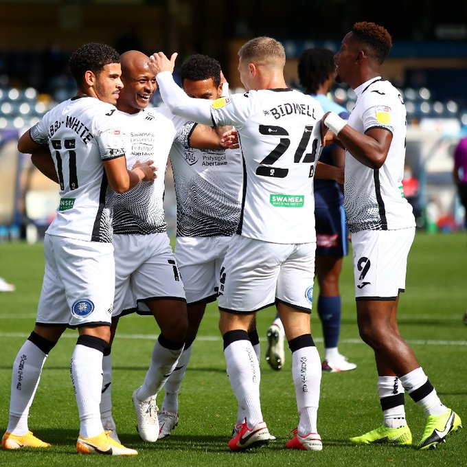 Andre Ayew celebrates with teammates Andre Ayew celebrates with teammates