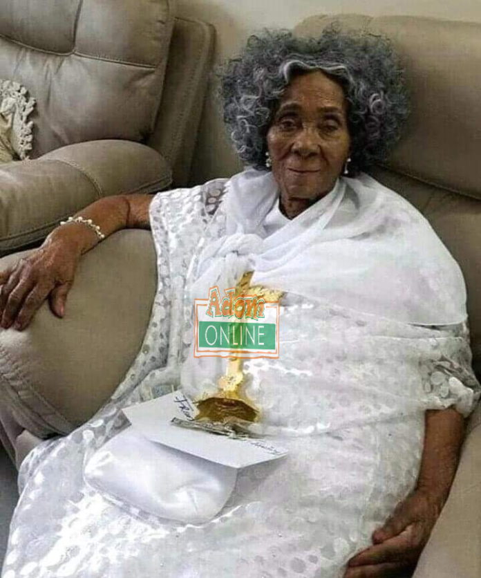Rawlings mum