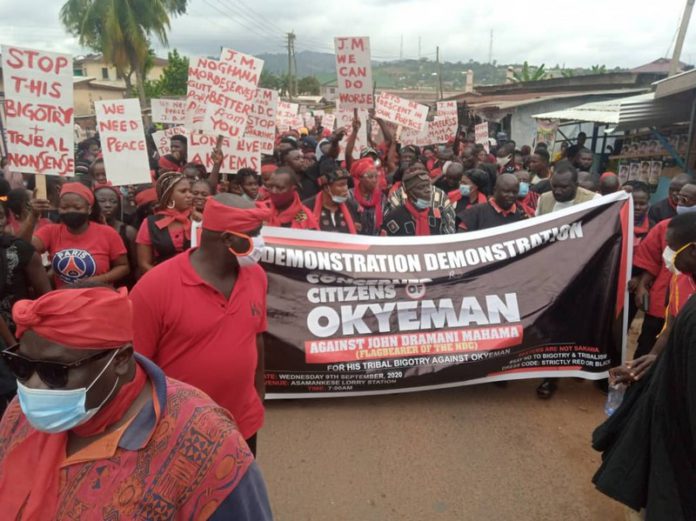Akyem sakawa Chiefs, residents of Akyem State demonstrate against Mahama