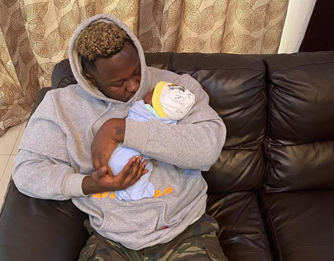 Medikal and his daughter Island Frimpong Medikal and his daughter Island Frimpong