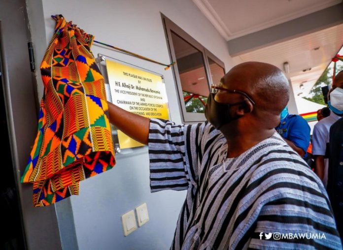 Health-Veep-Handing-Over-1-1024x747 (Copy) Bawumia