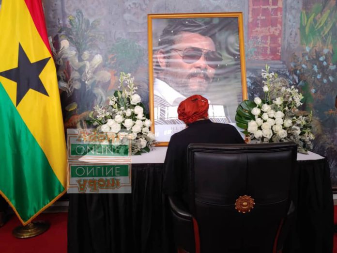 Dignitaries at Rawlings book of condolence signing