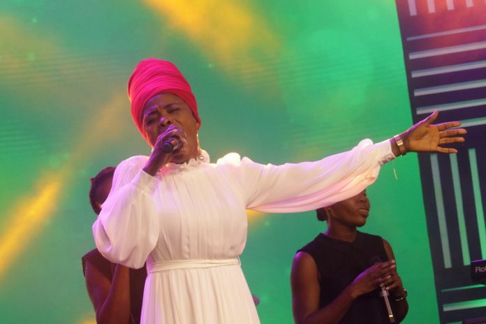 Diana Asamoah at Adom Praiz 2020 Diana Asamoah at Adom Praiz 2020