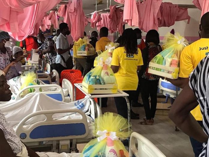 MTN Ghana distributes 250 hampers to Christmas born babies MTN Ghana distributes 250 hampers to Christmas born babies