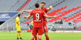 Bayern Munich's Polish forward Robert Lewandowski (L) and Bayern Munich's German midfielder Leon Goretzka Image credit: Getty Images