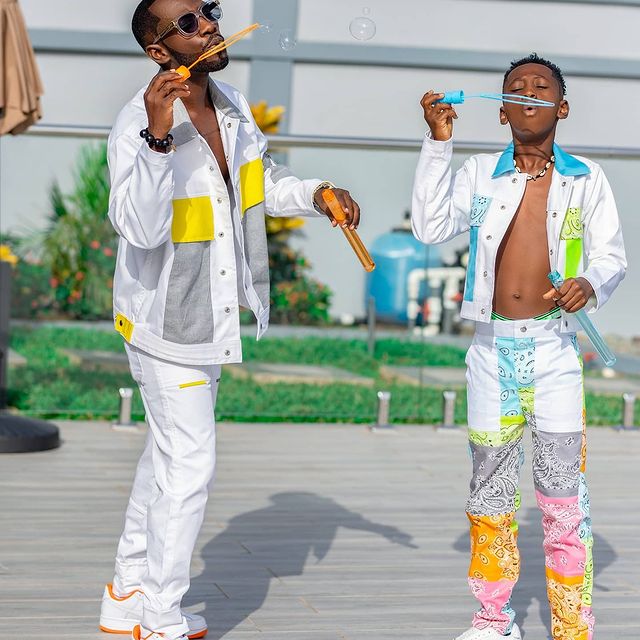 Okyeame Kwame and son