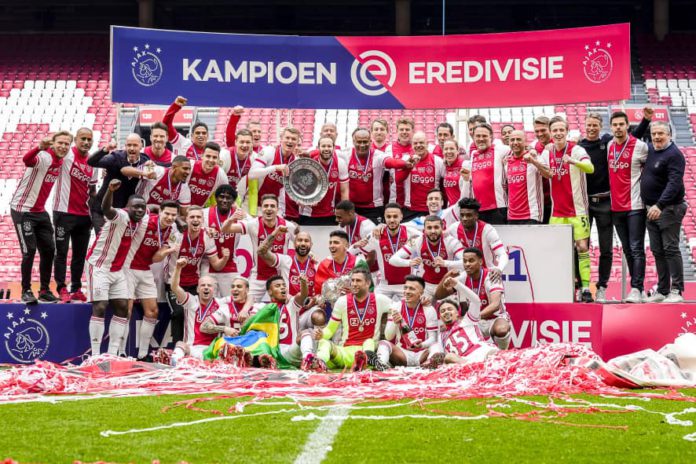 Ajax celebrate Ajax celebrate